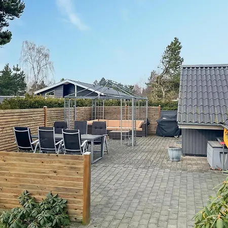 Vakantiehuis 3 Bedroom In Vaeggerlose *